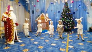 Танец зайчиков 1 младшая группа