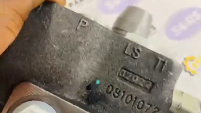 VALVE MAIN SECTION 87610847 FOR NEW HOLLAND (GENUINE) смотреть онлайн