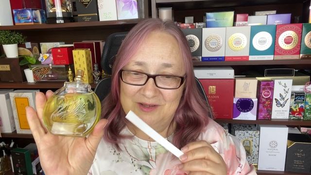 Чем пахнут сады мегаполиса днем и в полночь? смотреть онлайн