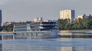 Теплоход "Золотое кольцо" в Москве