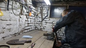 Как сделать топорик из старой лопаты