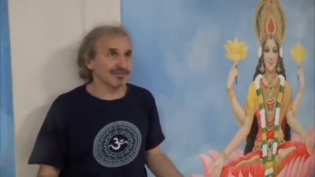 Медитация, осознание центра чувств. Сатсанг Екатеринбург 09.04.22 смотреть онлайн