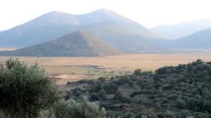 Умирающее озеро Дистос