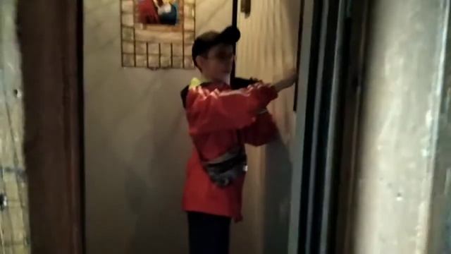 Ліфти: пасажирський та вантажний. ( 1 ) смотреть онлайн