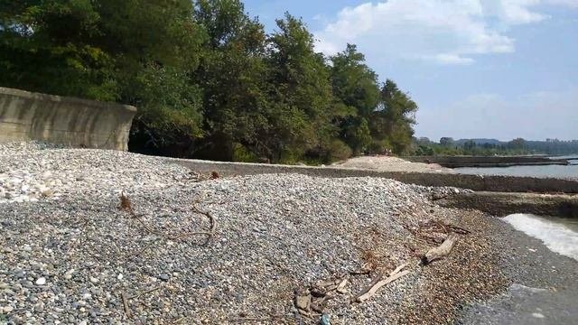 Абхазия, село Псырцха, пляж. 2021