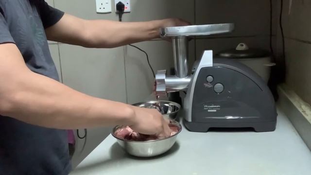 UNBOXING MOULINEX HV8 MEAT MINCER | HOW TO USE AND ASSEMBLING | FUNCTIONS смотреть онлайн