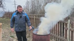 Очередные посылки морозным утром. Обкурили соседей. Готовим табак для новых заказов