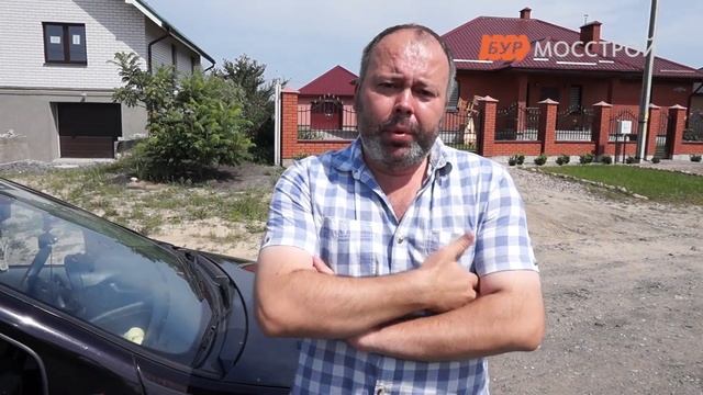 Установка двух столбов СВ-95 на участке с помощью ямобура смотреть онлайн