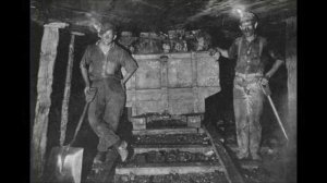 Sixteen Tons - Tennessee Ernie Ford Cover