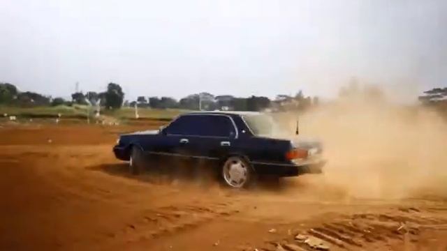 Toyota Crown 3.0L 97 смотреть онлайн