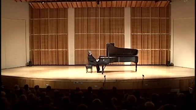 Sergei Dreznin plays Scriabin Mazurka op. 25 No. 9 смотреть онлайн
