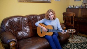 🌹ЛУЧШАЯ БАРДОВСКАЯ ПЕСНЯ!❤️Не гляди назад, не гляди - Поёт Юлия Боголепова