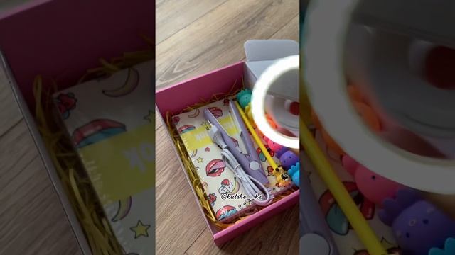 Подарочный Бокс????? смотреть онлайн