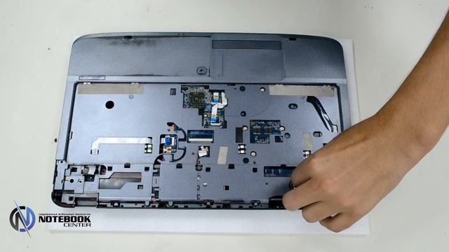 Acer Aspire 5542 - Disassembly and cleaning смотреть онлайн