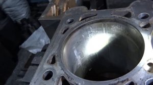 AUDI CHVA V6 2.8L почему задрало один цилиндр?