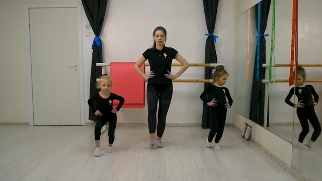 Маленькие приседания для коленей смотреть онлайн