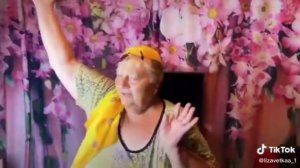 Смешное перевоплощение Хлои в Леди Баг и Супер Кота•Леди Пчела ?•Трансформация.