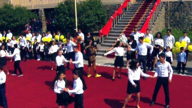 №2 Դպրոց առաջին զանգ 2019:№2 школа первый звонок 2019 official trailer смотреть онлайн