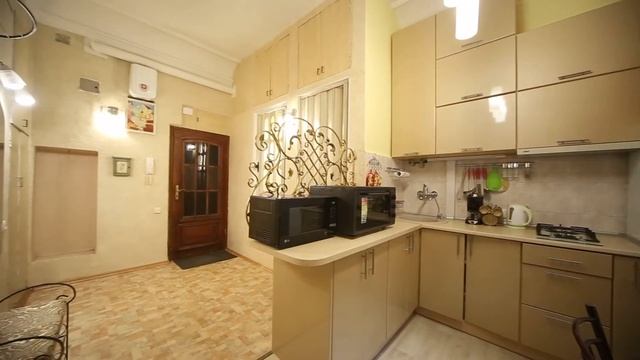 Квартира посуточно Одесса: Видеообзор Уютная квартира в центре ✔️ Безопасная аренда смотреть онлайн