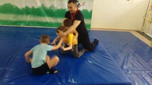 Как научиться бороться, игровые методы.