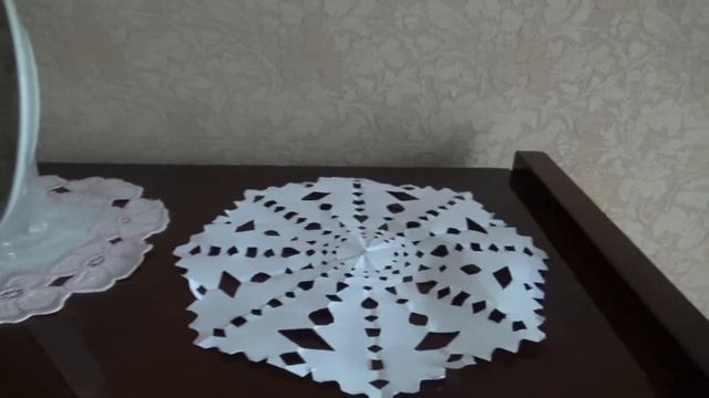 Украшение дома к новогодним праздникам. смотреть онлайн