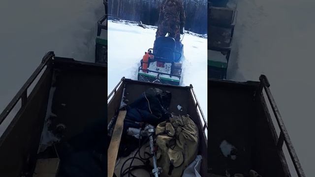Снегоход Шихан (Буран) по глубокому снегу. смотреть онлайн