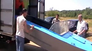 Привезли лодку