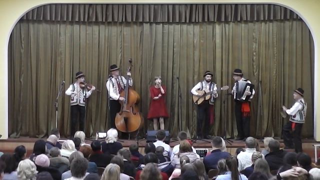 Ансамбль"Ятрань"."Сопілка", солістка О.Островська,кер.О.Кітрар