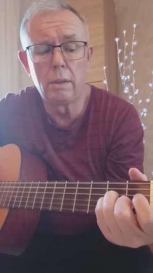 Очарована, околдована...