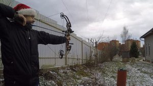Пробивная способность блочного лука. Дистанция 43 метра.