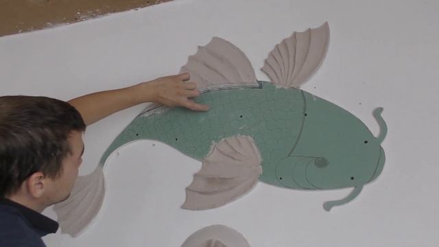 Декоративная отделка стен своими руками Золотые карпы