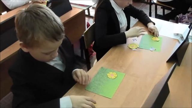 Урок окружающего мира в 1 классе "Бабочки на лугу"