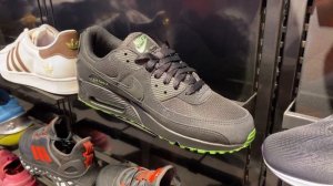 Nike Air Max 90 “Black Chlorophyll” - SKU: DQ4071-005