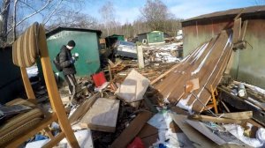БРОШЕННЫЕ МАШИНЫ ВЗЛОМАННЫЕ ГАРАЖИ . Что мы нашли на гаражной свалке
