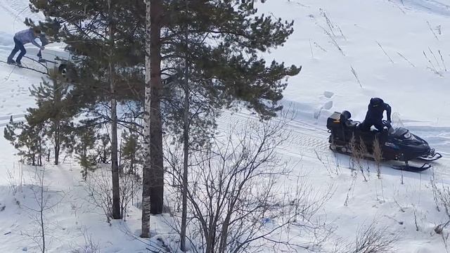 спасение автомобиля снегоходом 1 смотреть онлайн