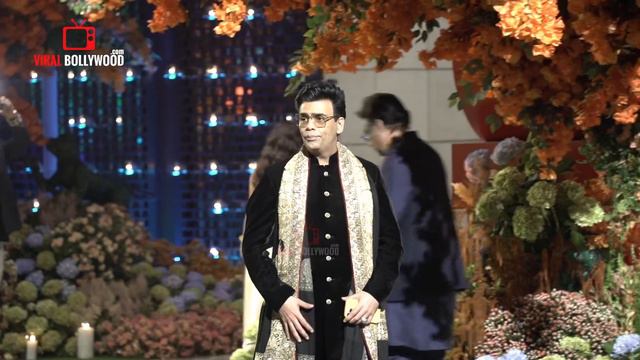 Akshay Kumar, Karan Johar Arrives at Ambani Engagement Party | Anant Ambani & Radikha Merchant