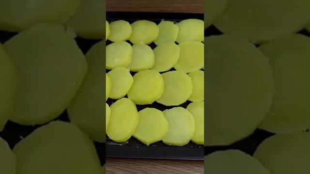 Запеченная картошка в духовке смотреть онлайн