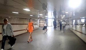 От Казанского Вокзала до Ярославского в Москве как проще всего перейти и добраться на посадку поезда