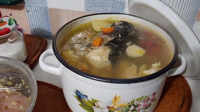 РИБА НА МАНГАЛІ // як замаринувати рибу ... смотреть онлайн