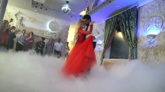 Свадьба в красном смотреть онлайн