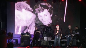 37. Песнь (Браток) – Разные Люди – 30 лет! ГПД – 32! (СПб, «Aurora» 2.06.2019)