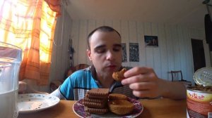 МУКБАНГ АСМР ВАФЛИ ШОКОЛАДНЫЕ "ЯШКИНО" / ОВСЯНОЕ ПЕЧЕНЬЕ / ШОКОЛАДНОЕ ПЕЧЕНЬЕ / EATING ASMR Mukbang