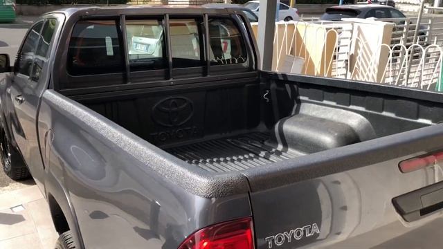 Toyota Hilux 2.4 4WD Extra Cab Comfort смотреть онлайн