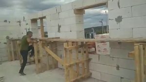 Дом из пеноблоков. За сколько дней его можно построить?
