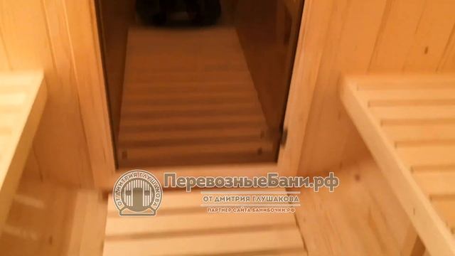 Овальная баня бочка с классной дверью