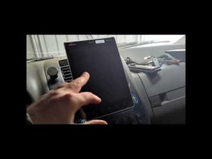 МЕРСЕДЕС ВИТО 638. КАКУЮ МАГНИТОЛУ С ДИСПЛЕЕМ 9.5" ПОСТАВИТЬ В АВТО БЕЗ ПРОБЛЕМ.