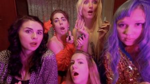 Подарок от подружек невесты на свадьбу (Фабрика - Не виновата она)