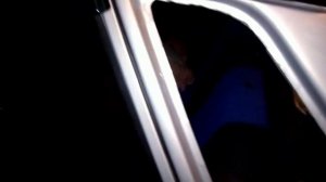 Как правильно установить стекло в автомобиле?
