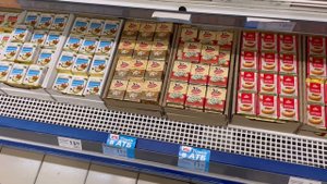 КИЕВ, утро 13 ноября 2023 г. ДЕМОНТАЖ киосков на ЛУКЬЯНОВКЕ.