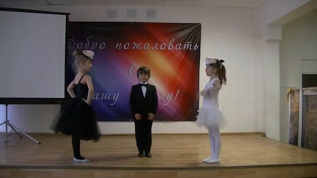 День открытых дверей. Сказка на английском языке. смотреть онлайн